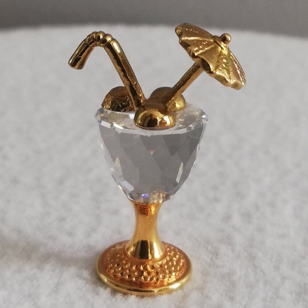 Retired Swarovski Crystal Memories Ice Cream Sundae / Cocktail Figurine